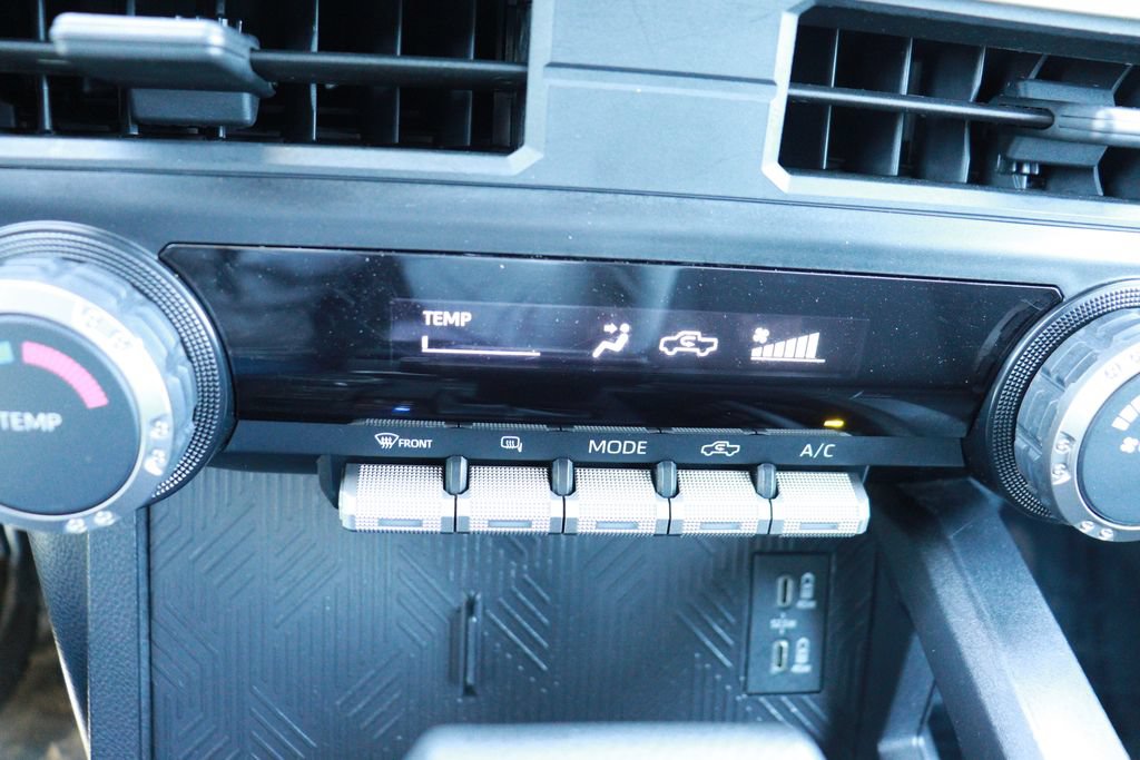 Used 2024 Toyota Tacoma SR5 AWD/4WD image 16
