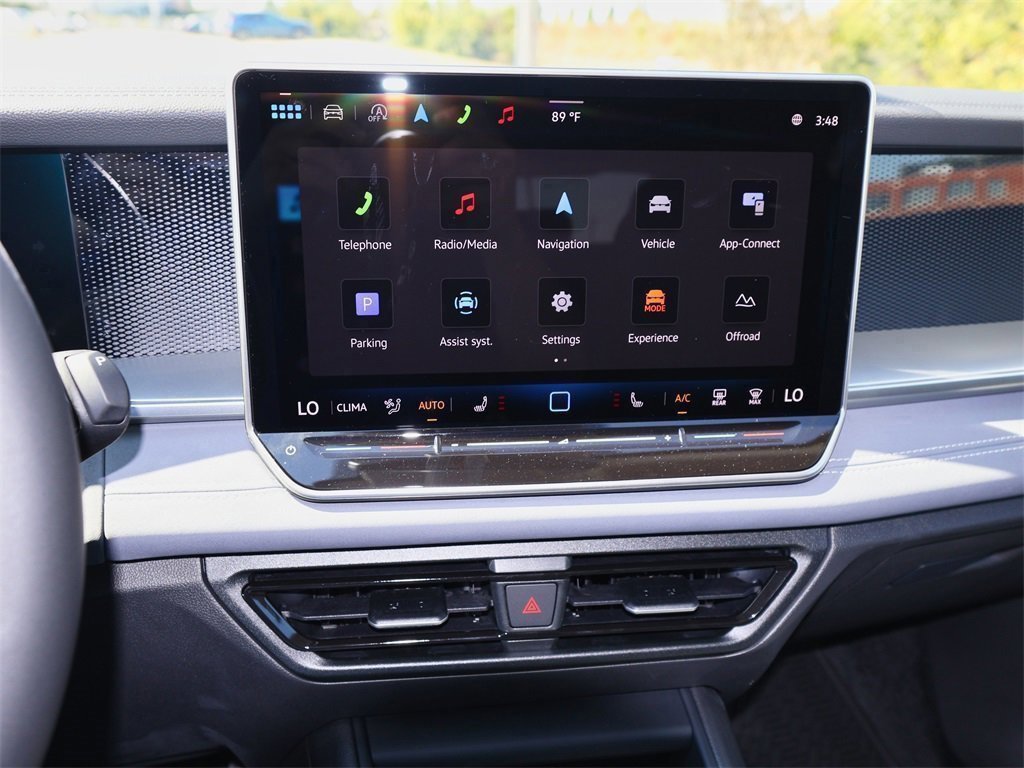 New 2025 Volkswagen Tiguan SE image 18