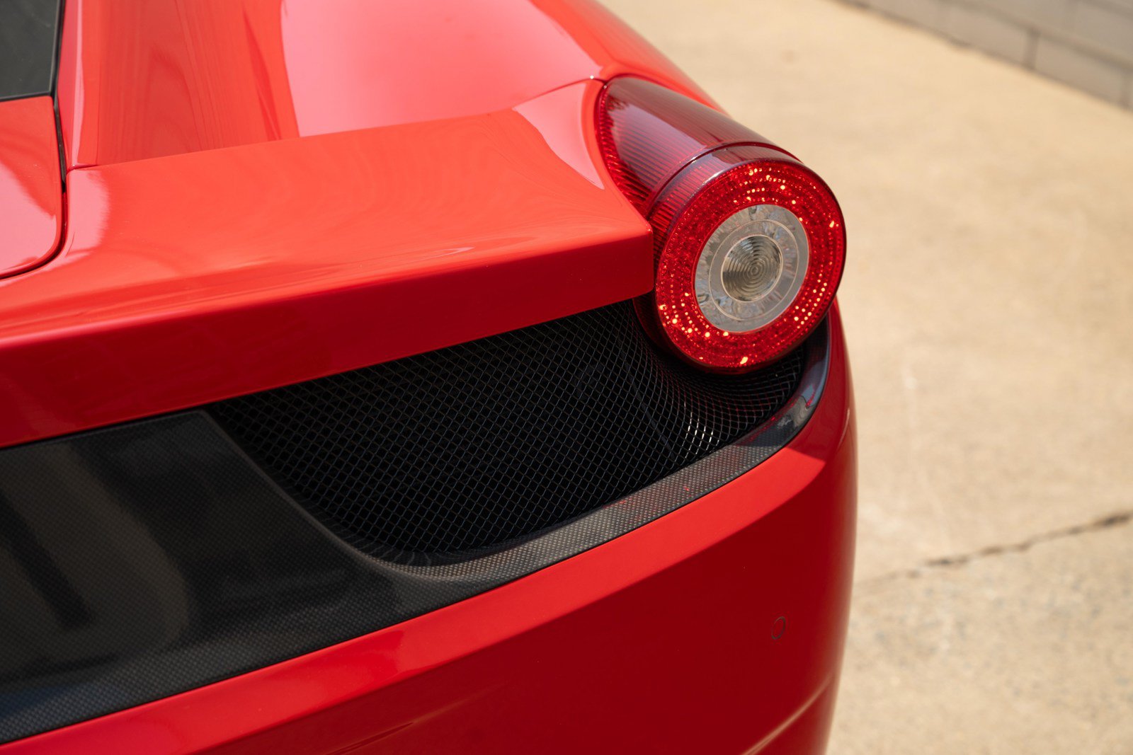 Used 2012 Ferrari 458 Italia Coupe RWD image 21