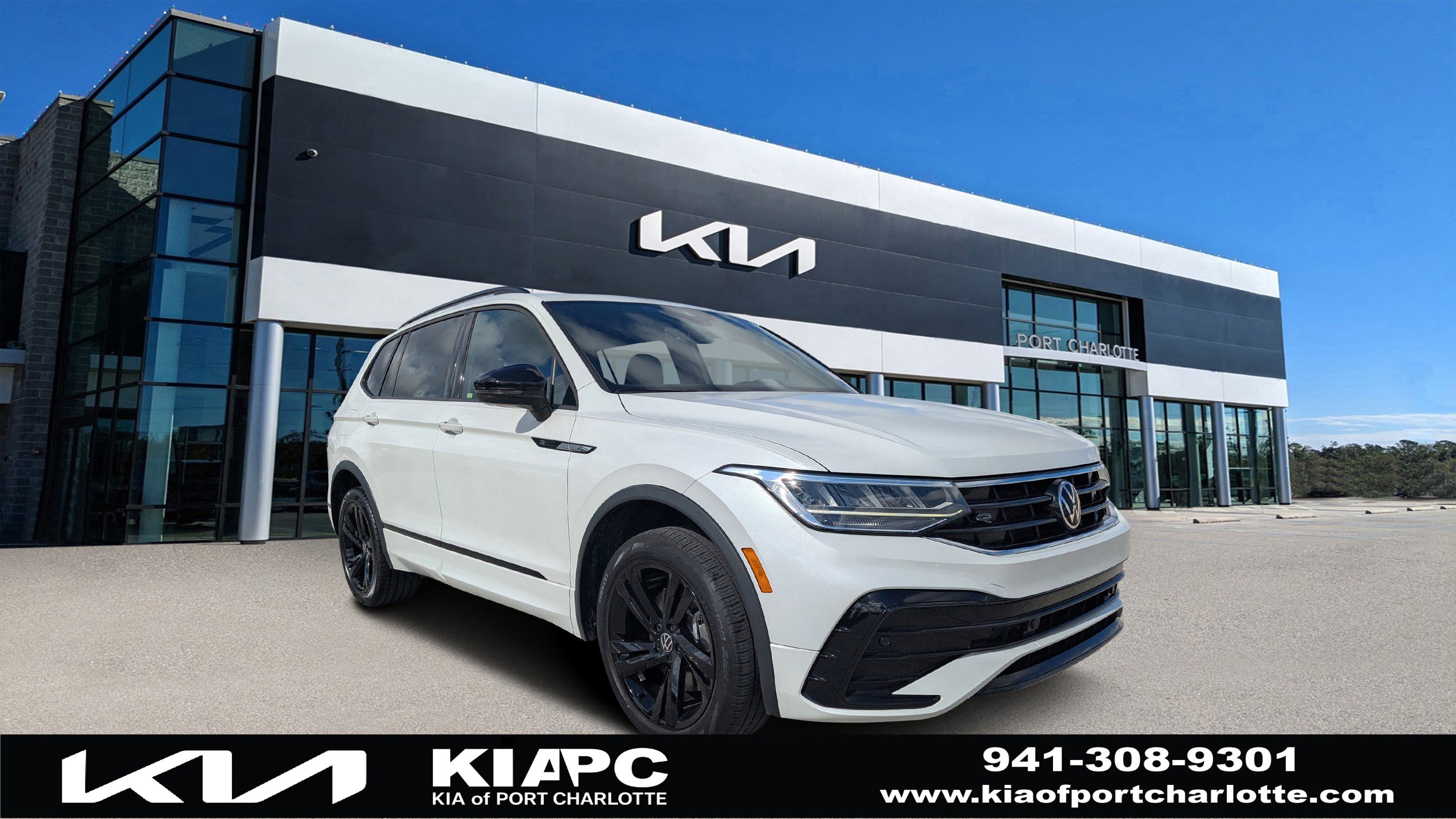 Used 2023 Volkswagen Tiguan SE R-Line