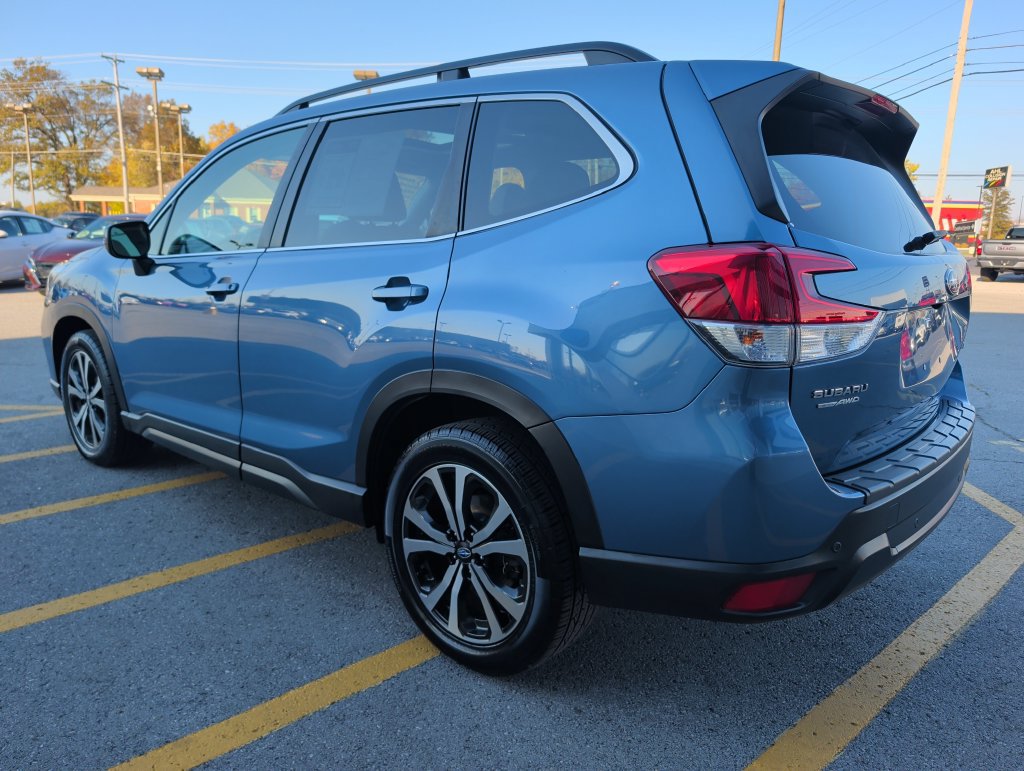 Used 2020 Subaru Forester Limited AWD/4WD image 5