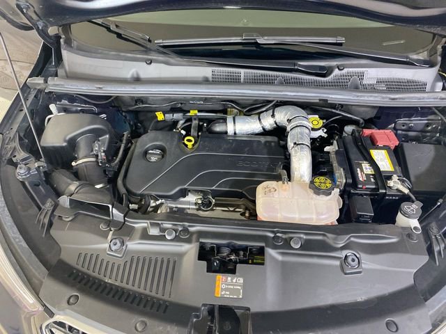 Used 2022 Buick Encore Preferred w/ Safety Package II AWD/4WD image 16
