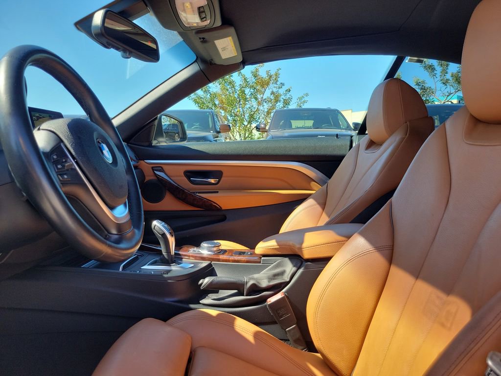 Used 2018 BMW 430i Convertible image 17