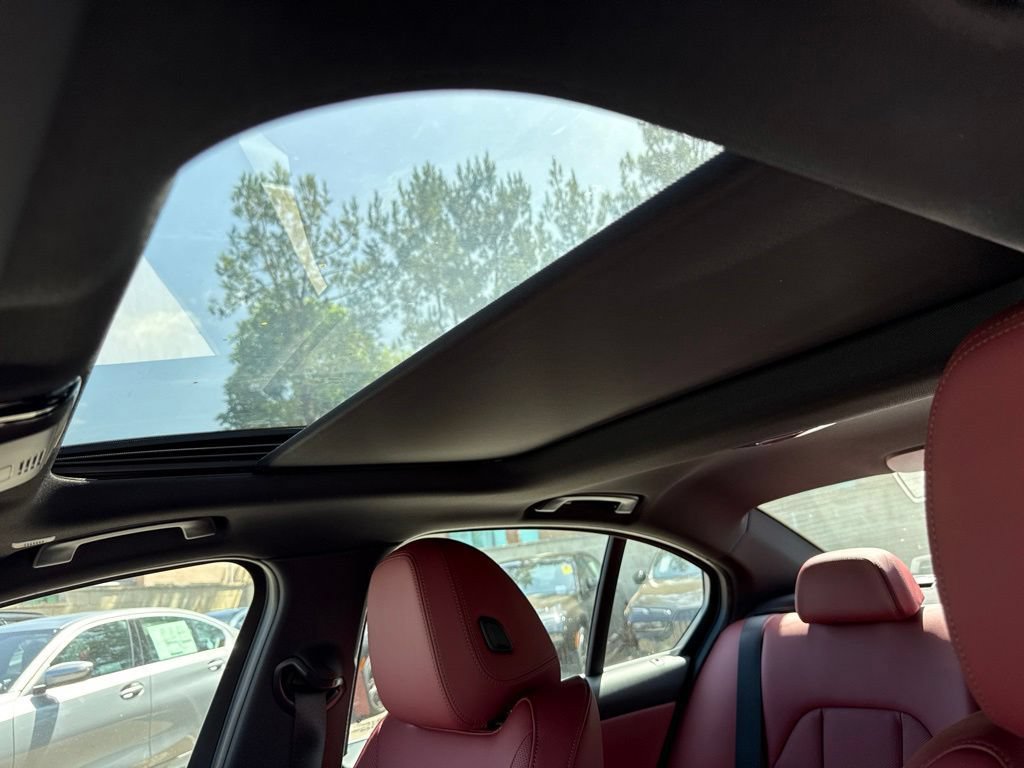 New 2026 BMW 330i Sedan w/ Premium Package RWD image 20