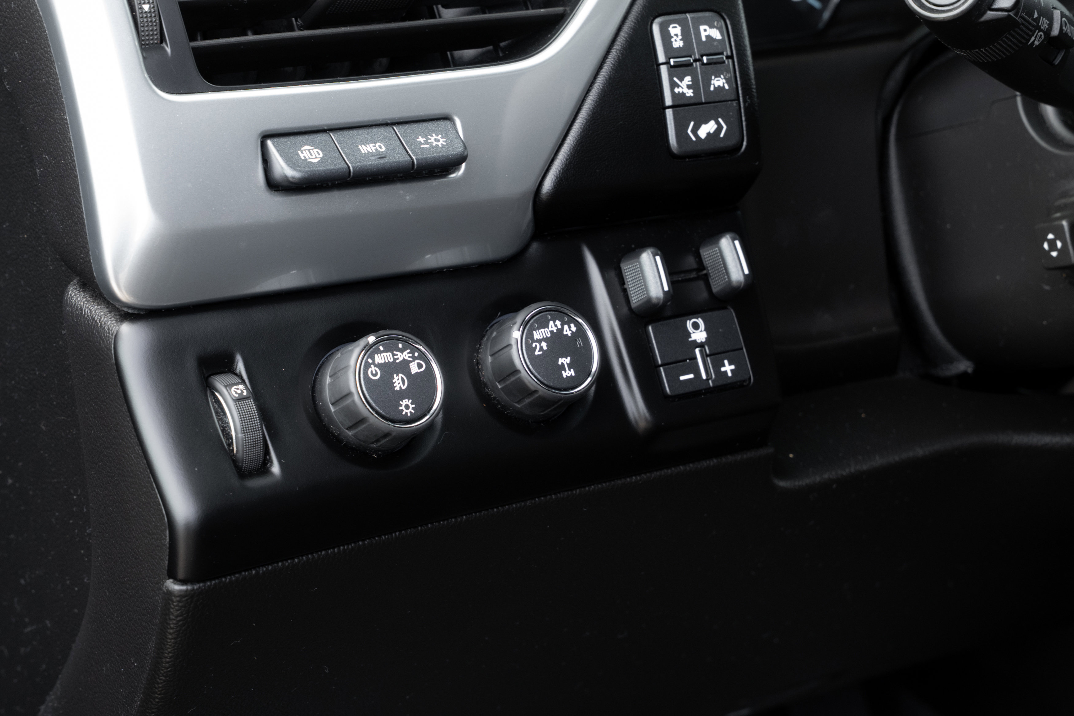 Used 2019 Chevrolet Tahoe Premier image 12