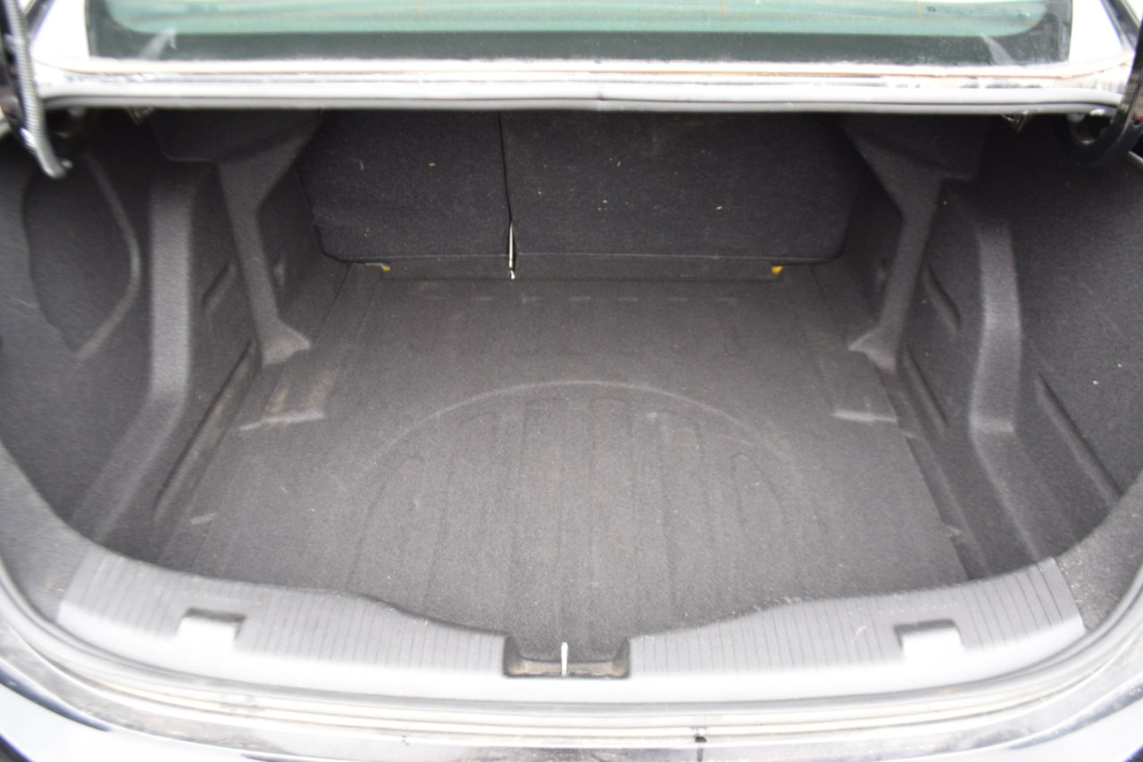 Used 2019 Chevrolet Cruze LT image 27