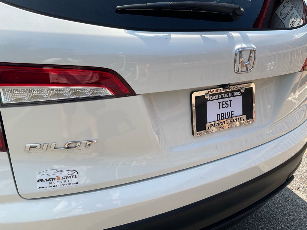 Used 2019 Honda Pilot LX image 9