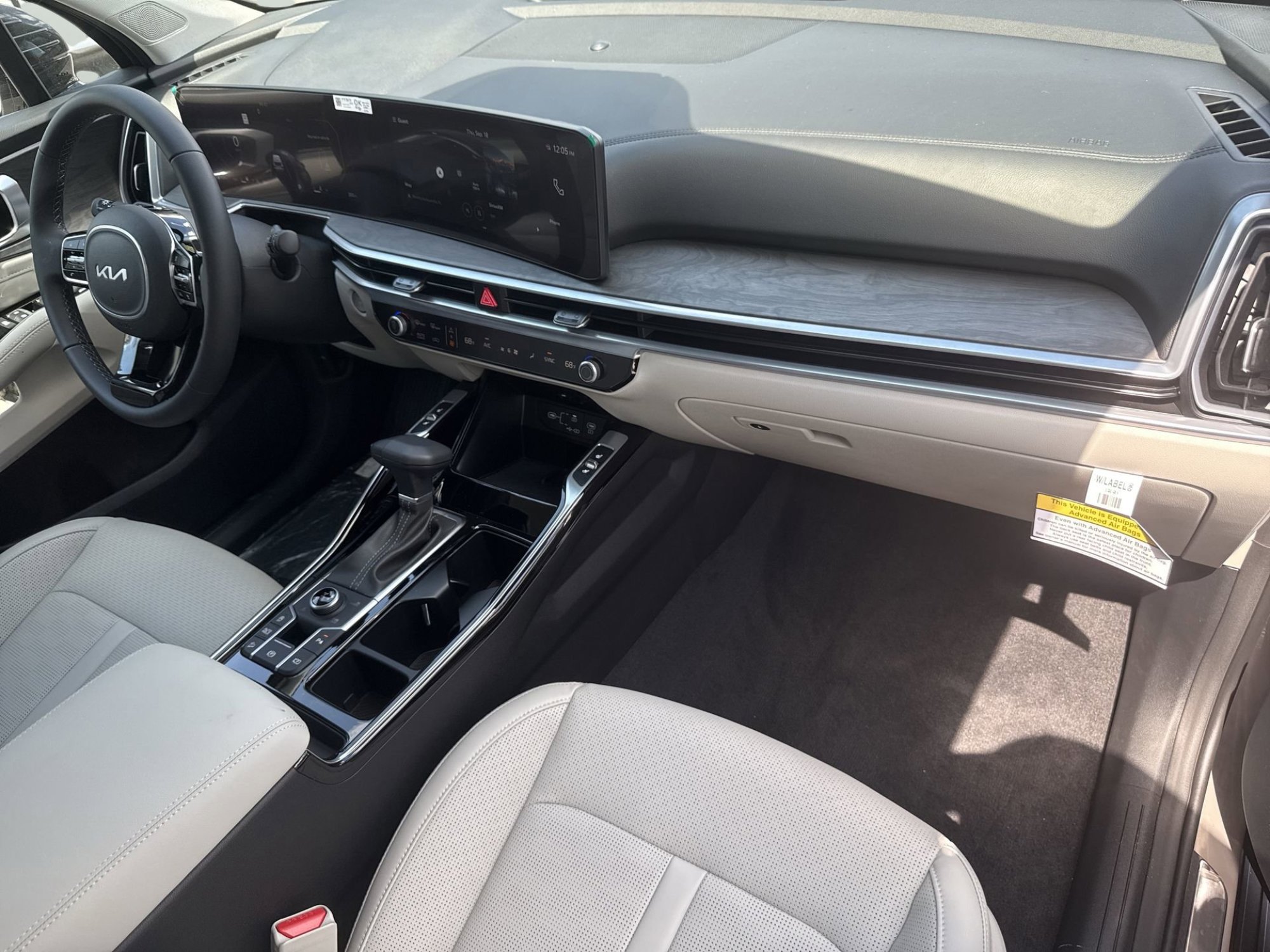 New 2025 Kia Sorento SX image 11