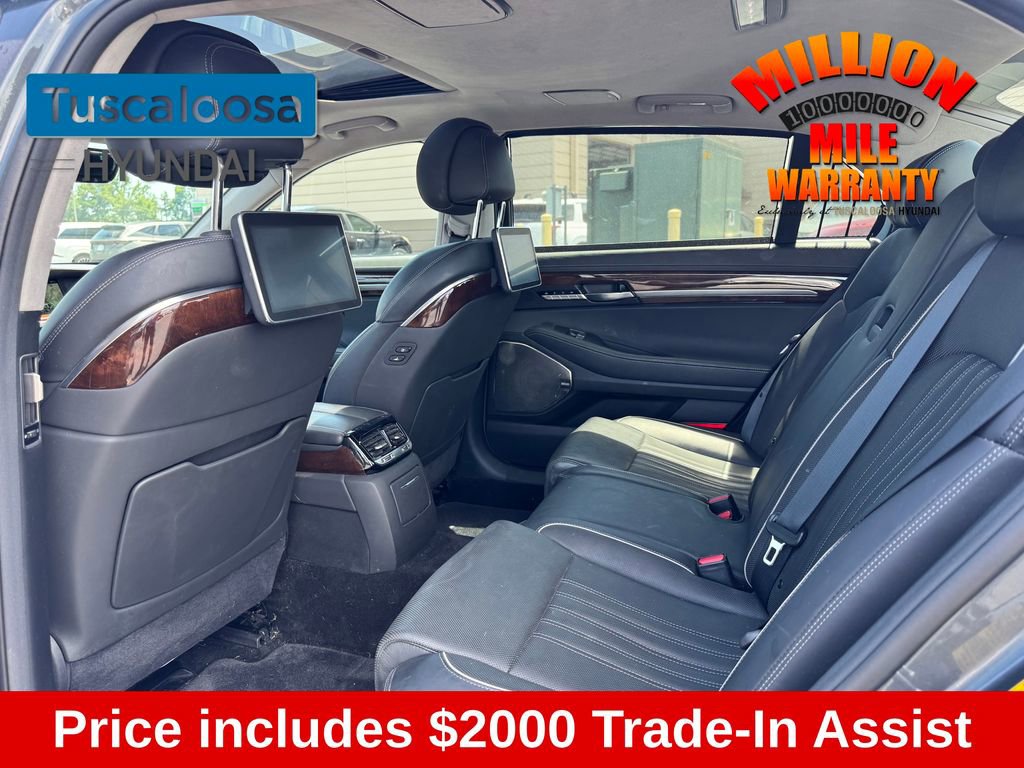 Used 2019 Genesis G90 5.0 Ultimate RWD image 11