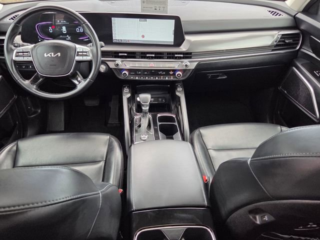 Used 2025 Kia Telluride S FWD image 16