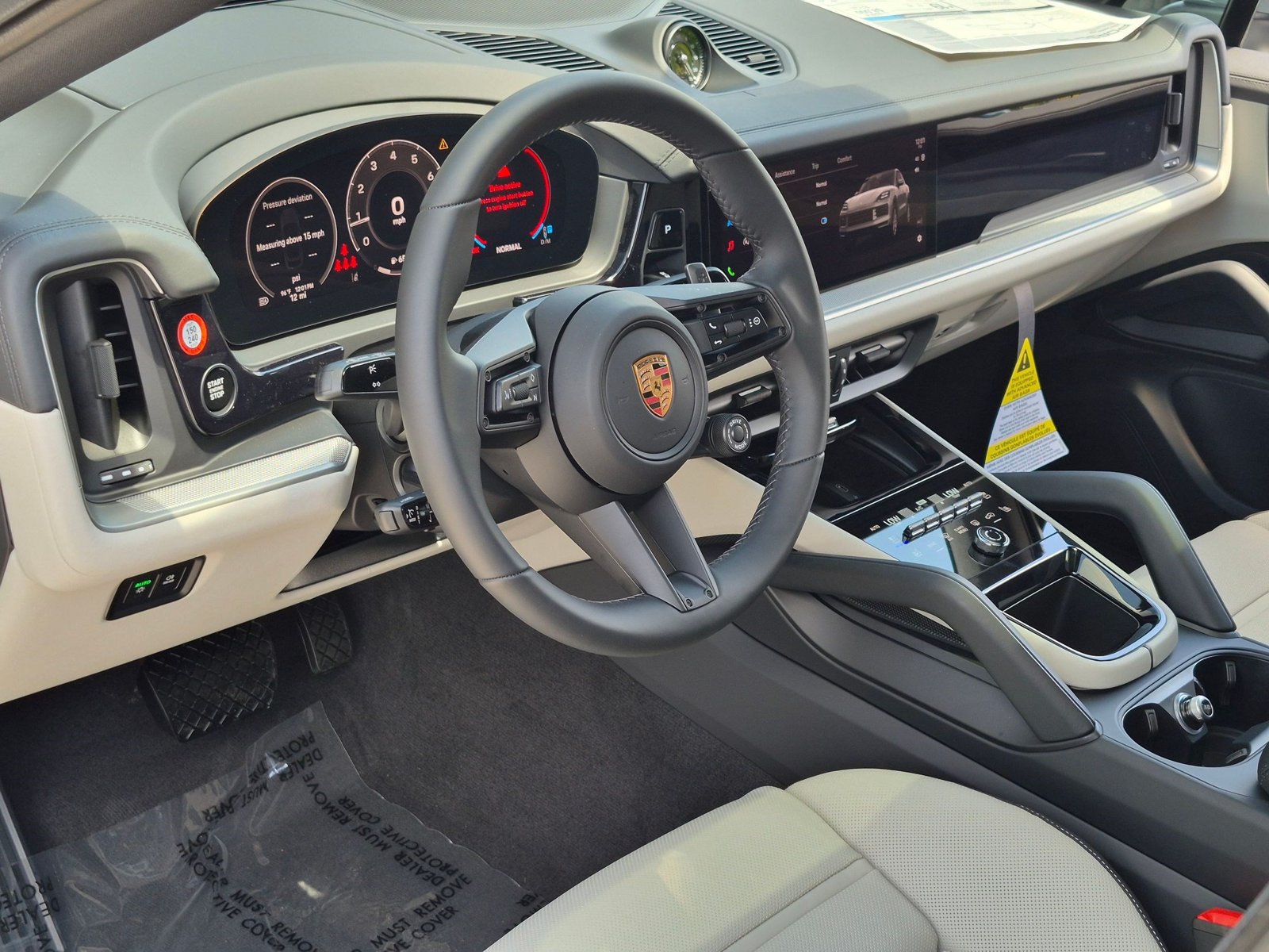 New 2026 Porsche Cayenne Coupe AWD/4WD image 4