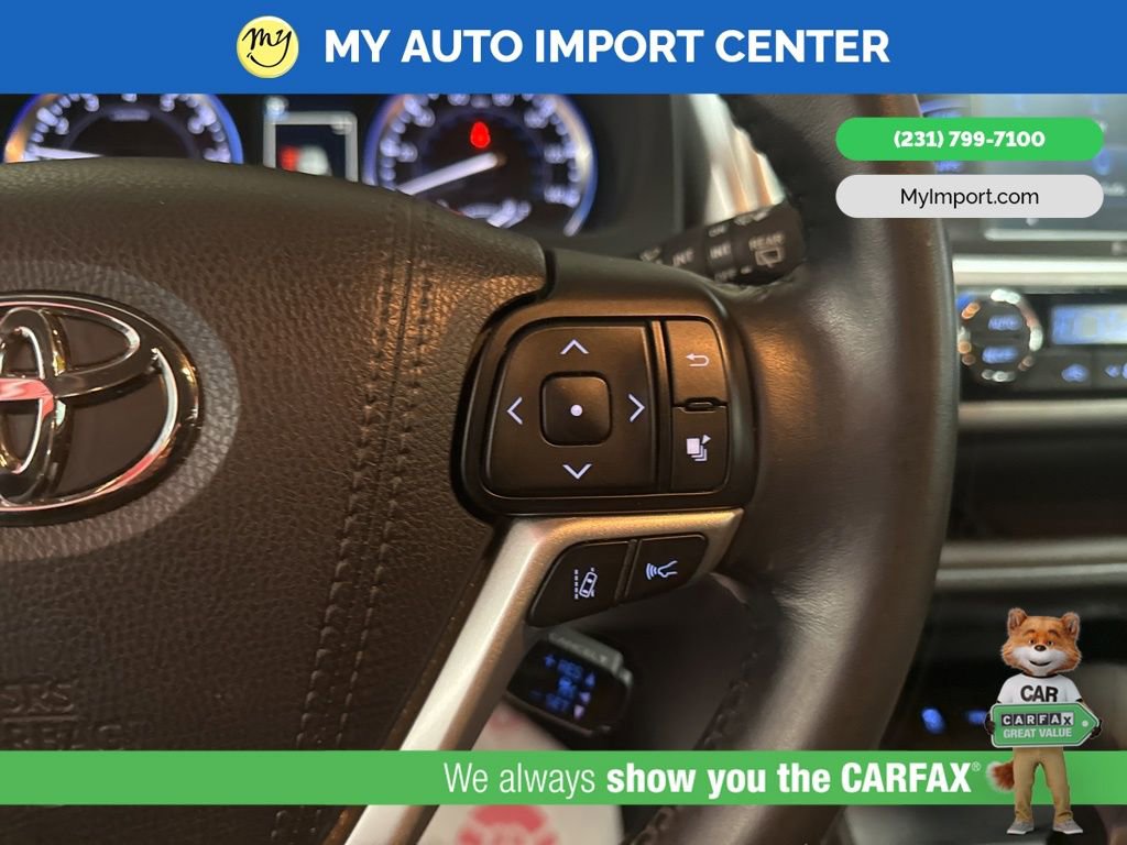 Used 2017 Toyota Highlander XLE image 17
