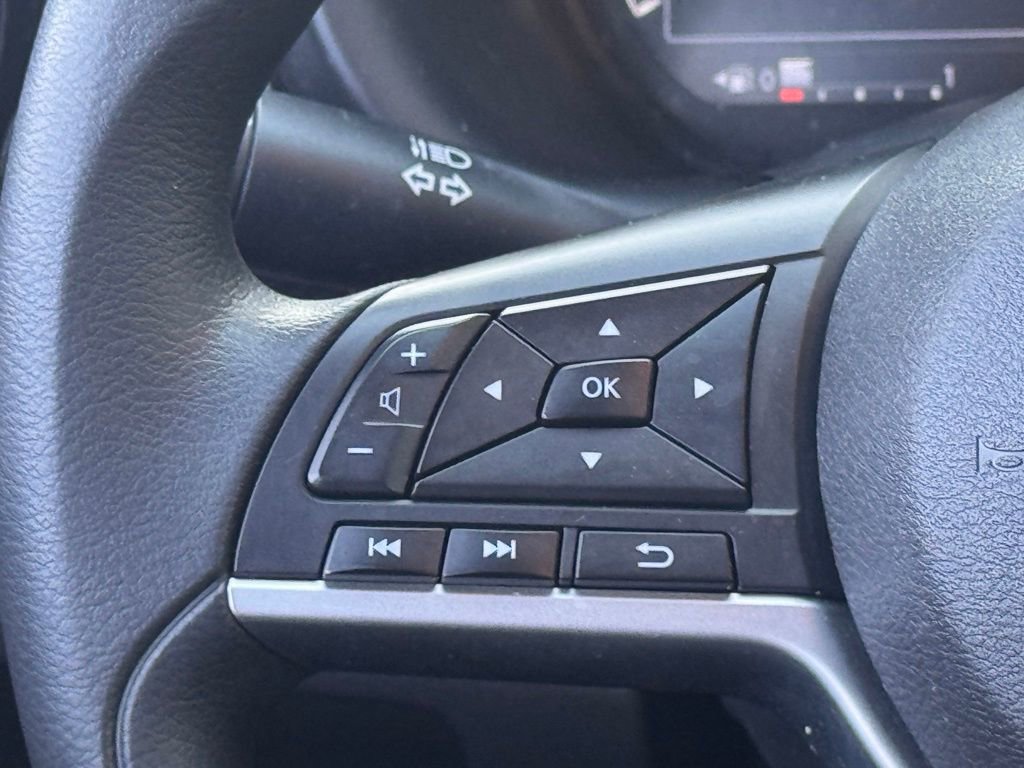 Certified 2021 Nissan Kicks SV FWD image 16