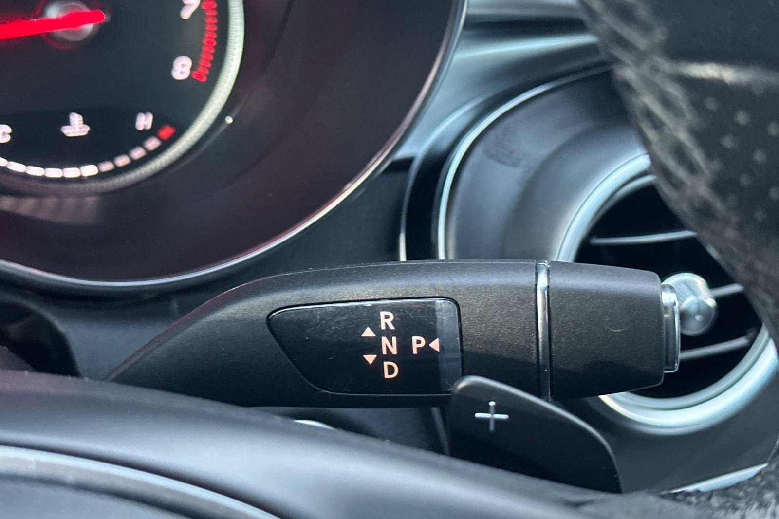 Used 2018 Mercedes-Benz C 300 Sedan w/ Premium Package image 19