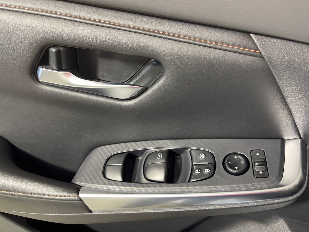 Used 2023 Nissan Sentra SR w/ Midnight Edition Package image 18