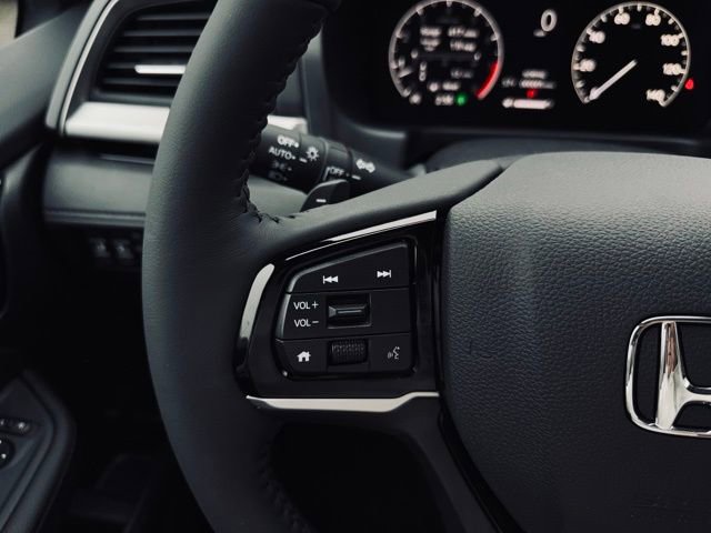 New 2026 Honda Odyssey Touring image 32