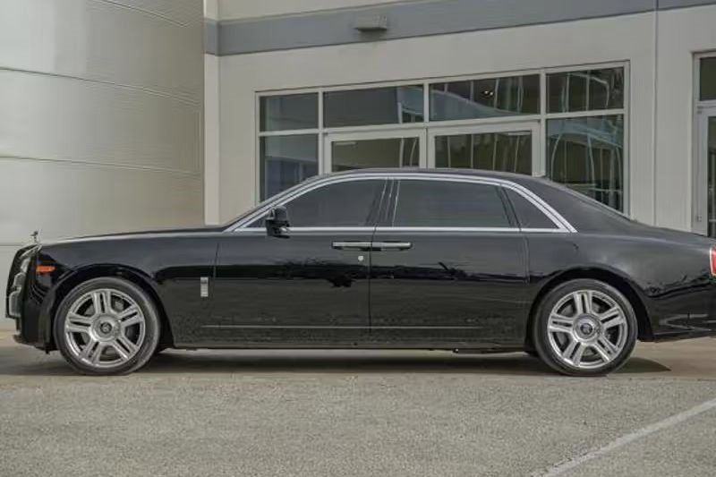Certified 2016 Rolls-Royce Ghost Extended Wheelbase image 5