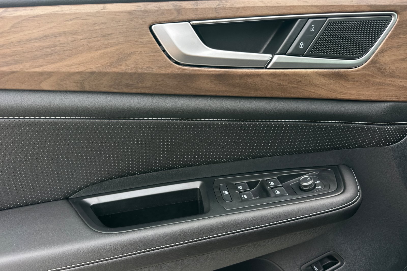 New 2026 Volkswagen Atlas SE AWD/4WD image 9