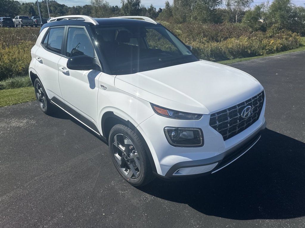 New 2026 Hyundai Venue SEL FWD image 1