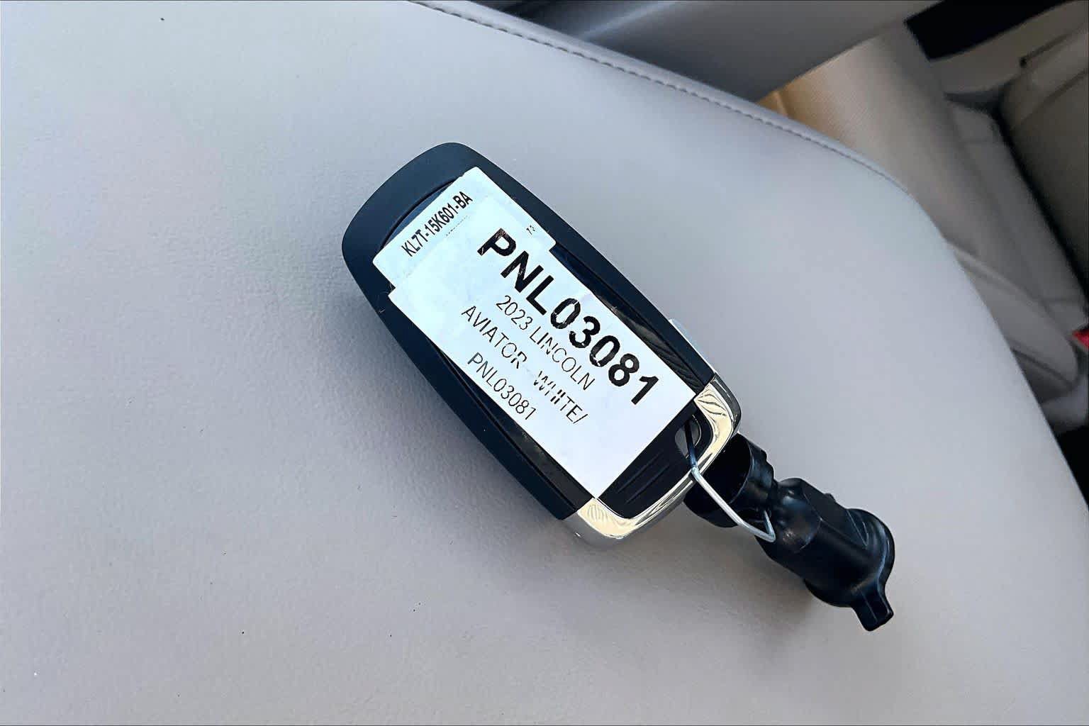 Used 2023 Lincoln Aviator Grand Touring w/ Equipment Group 301A AWD/4WD image 14