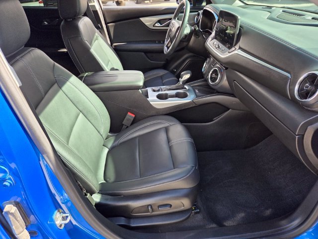 Certified 2025 Chevrolet Blazer LT w/ Sound & Technology Package FWD image 15