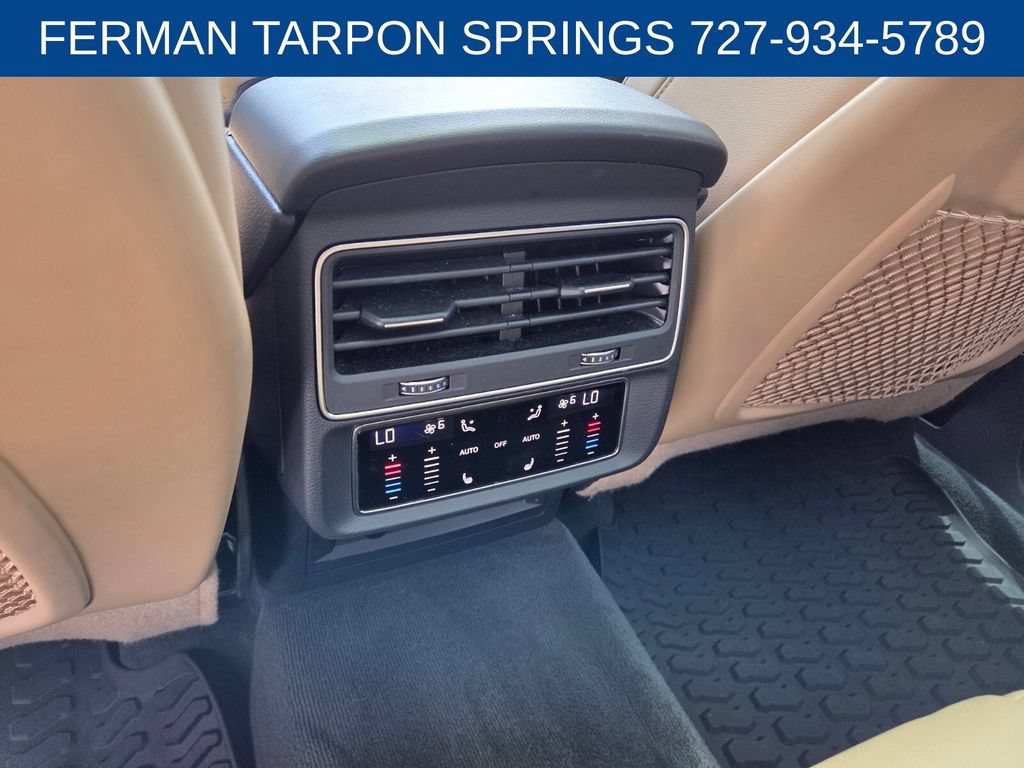 Used 2022 Audi Q7 2.0T Premium Plus AWD/4WD image 9