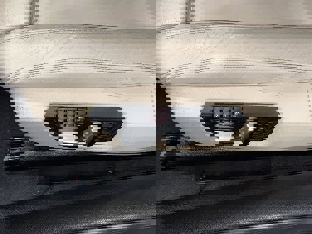 Used 2017 BMW 230i xDrive Coupe image 24