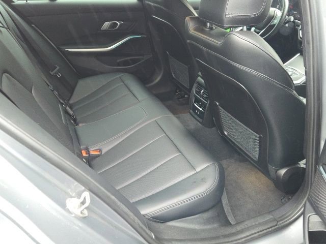 Used 2023 BMW 330i xDrive Sedan w/ Driving Assistance Package image 10