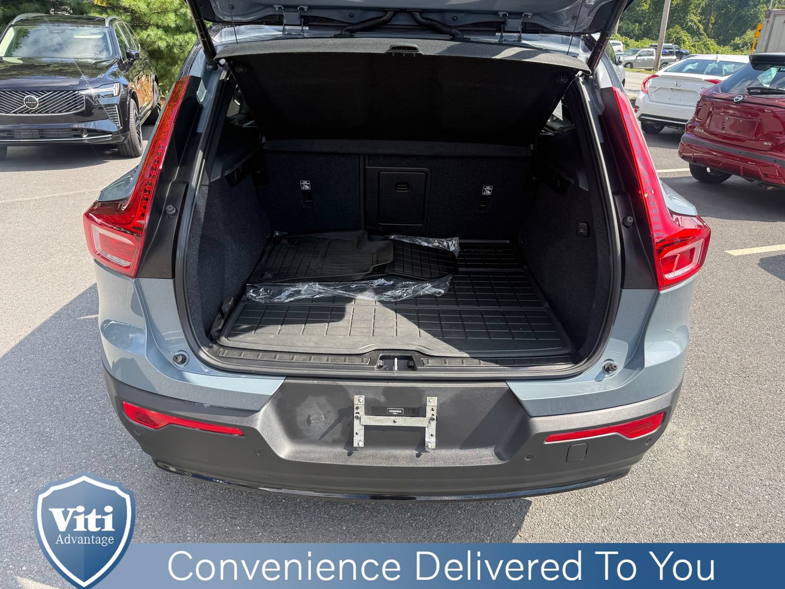Used 2023 Volvo XC40 Recharge Ultimate w/ Protection Package Premier AWD/4WD image 23