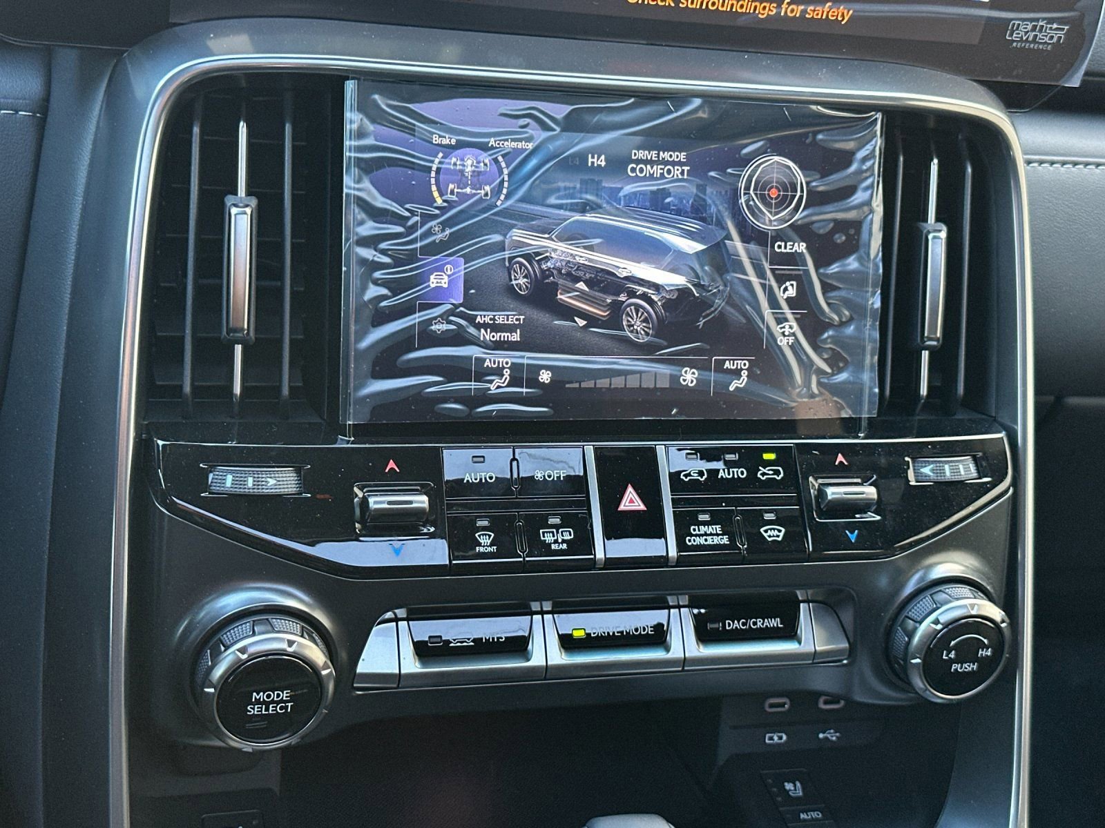 Used 2026 Lexus LX 700h Luxury image 26