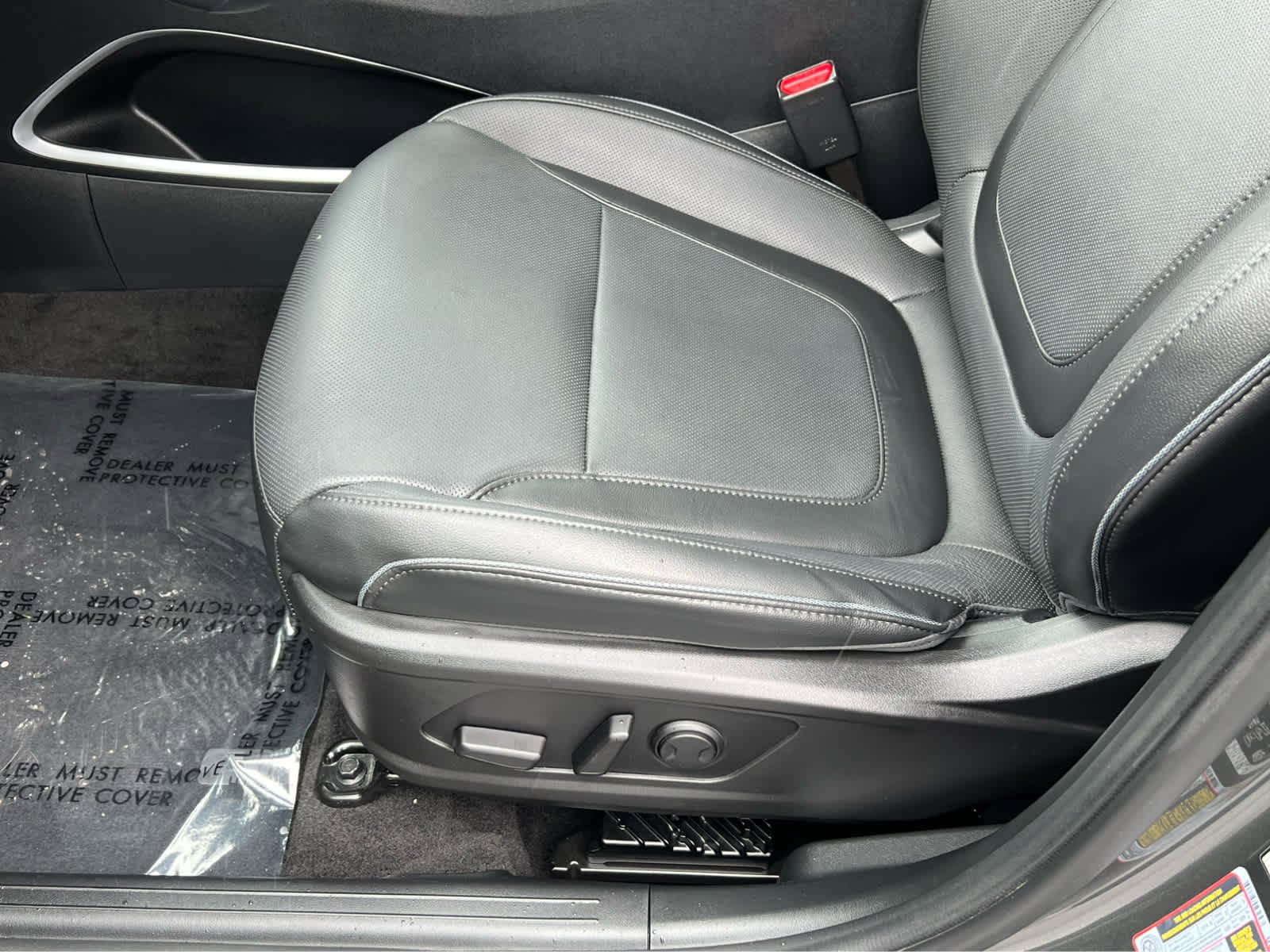 Certified 2023 Hyundai Tucson Limited AWD/4WD image 29