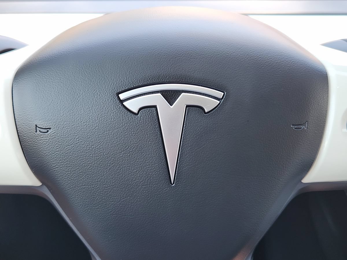 Used 2022 Tesla Model Y Performance AWD/4WD image 48