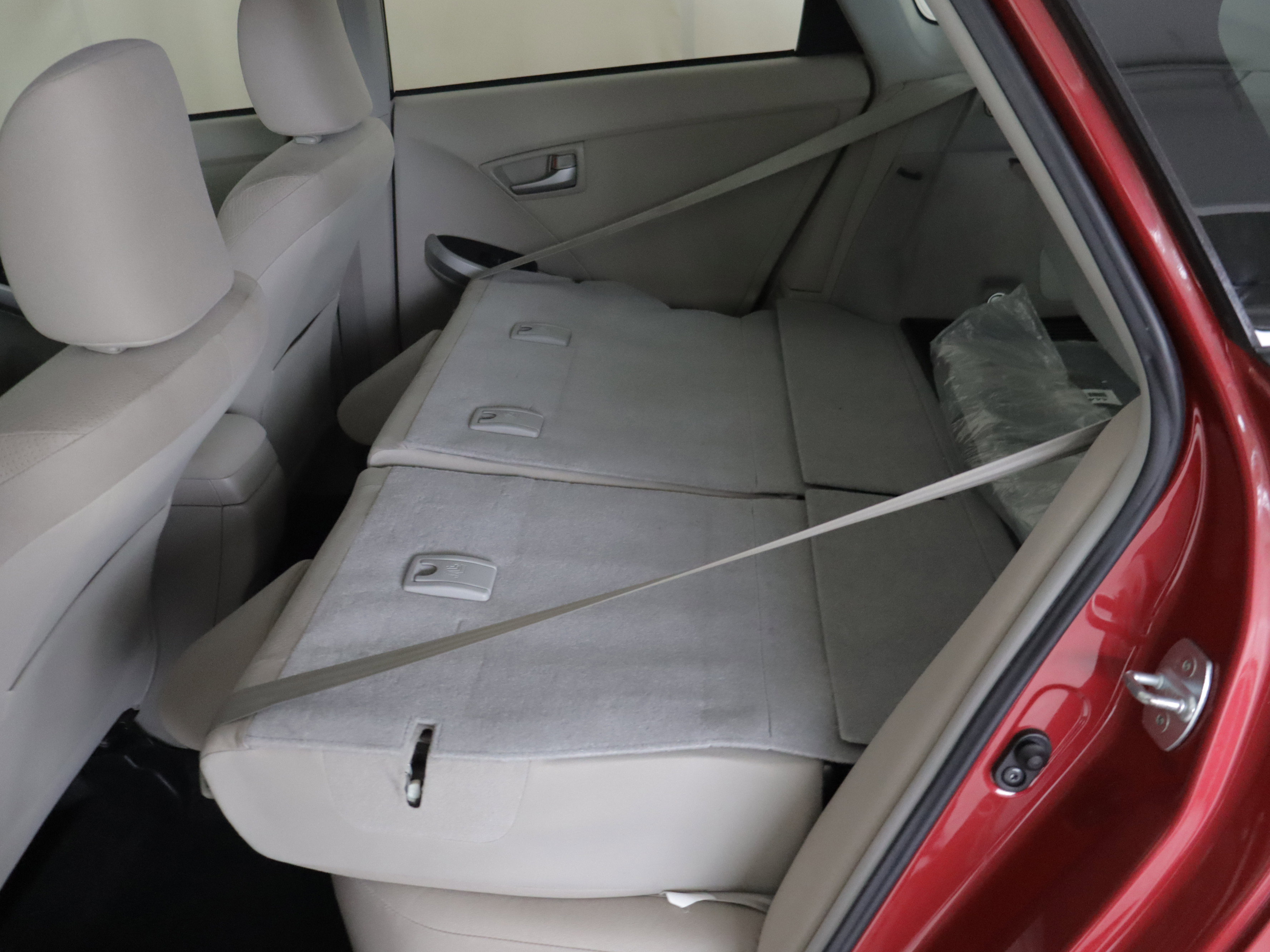 Used 2013 Toyota Prius Three w/ Solar Roof Pkg FWD image 21