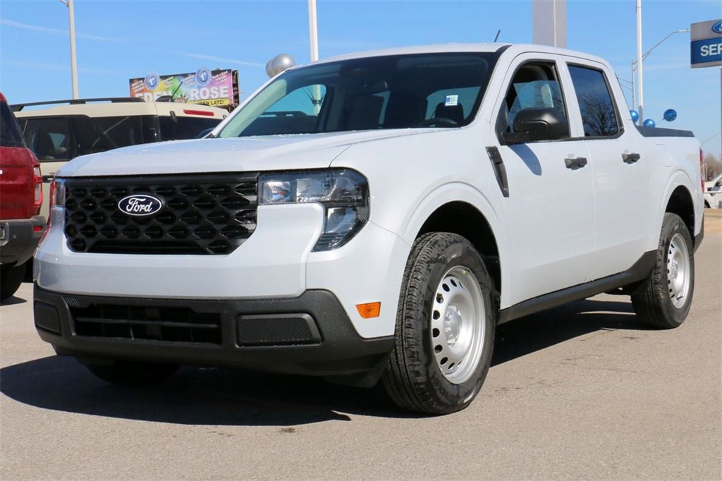 New 2025 Ford Maverick XL