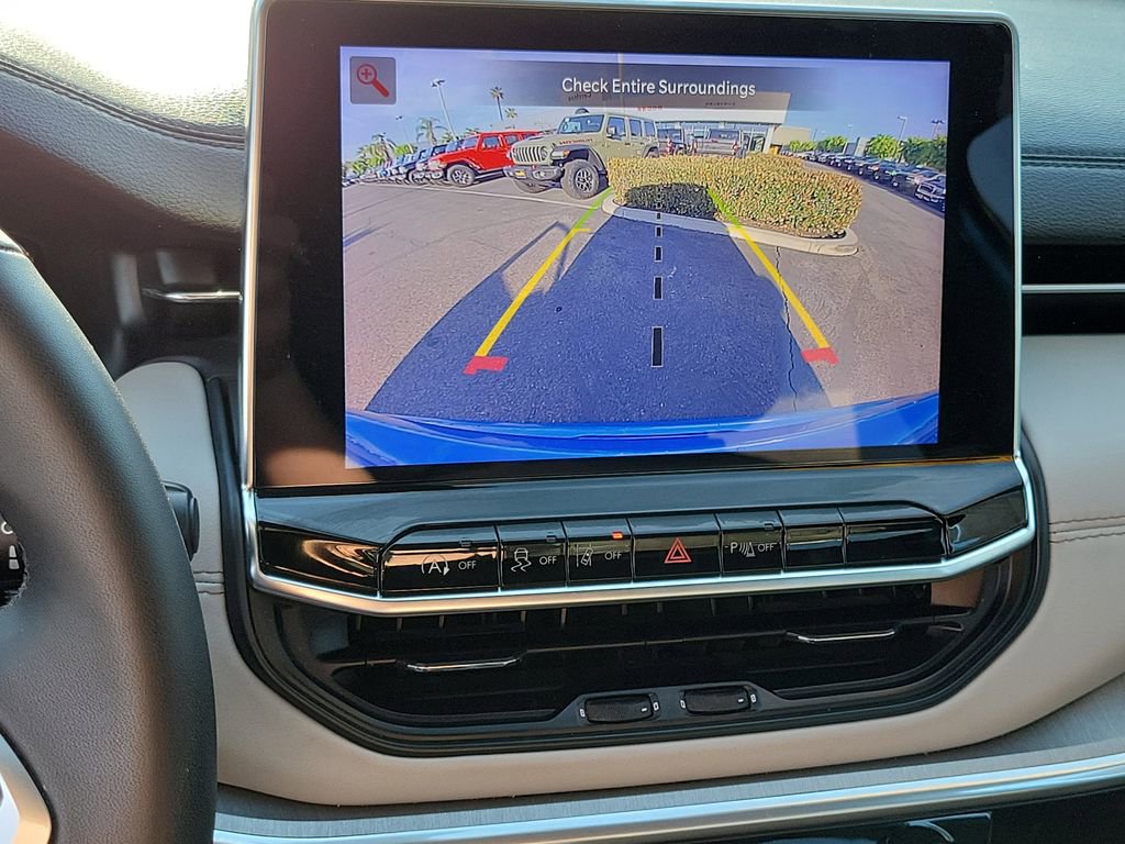 Used 2023 Jeep Compass Limited w/ Elite Group image 9