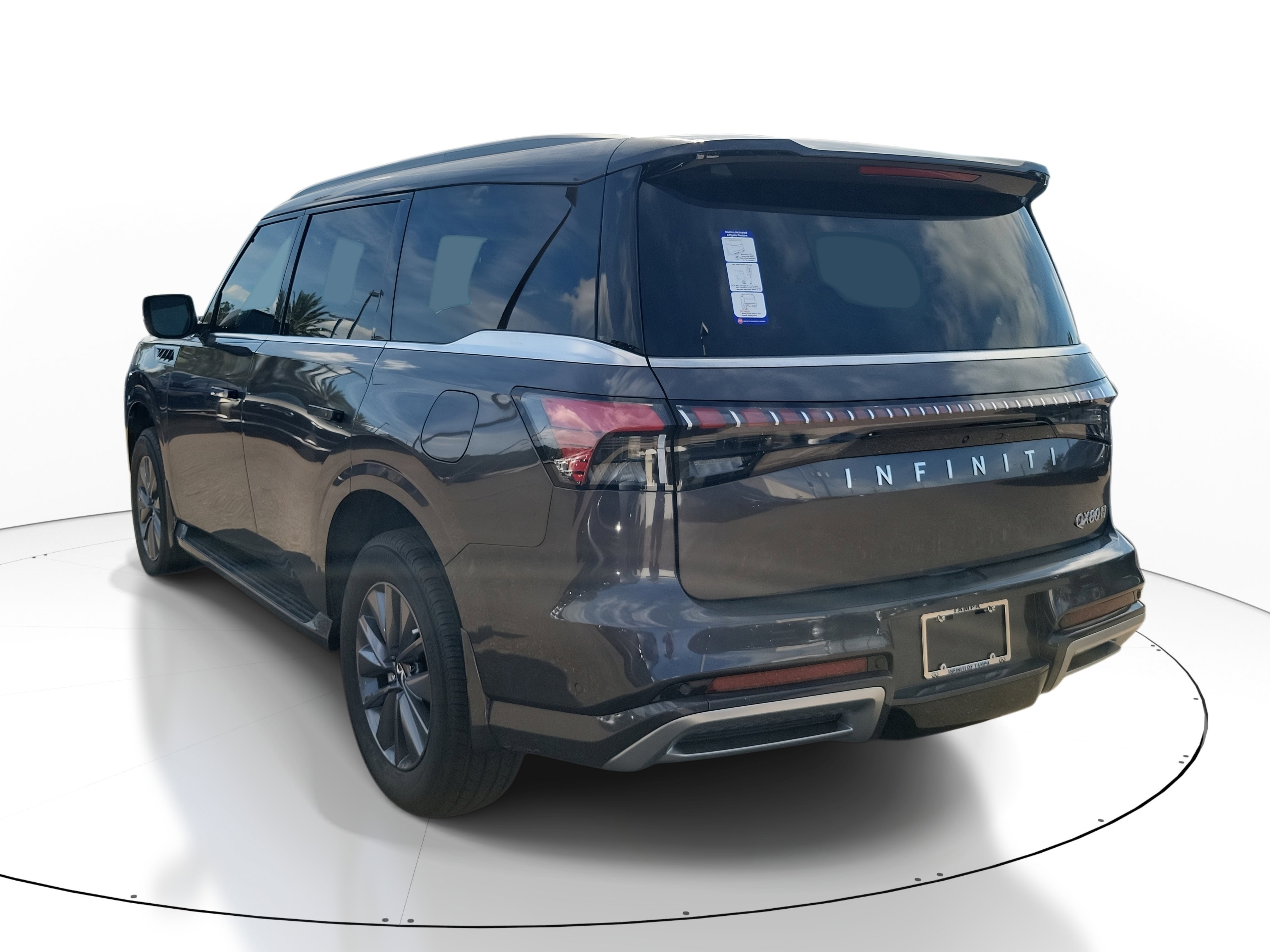 New 2026 INFINITI QX80 Pure image 4
