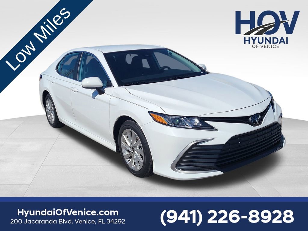 Used 2023 Toyota Camry LE image 1