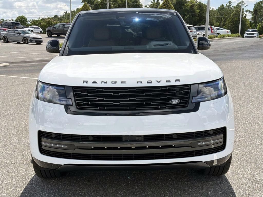 New 2026 Land Rover Range Rover Long Wheelbase SE AWD/4WD image 8