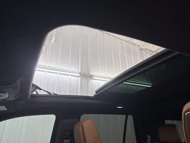 Certified 2026 Cadillac Escalade Luxury w/ LPO, Floor Liner Package RWD image 39