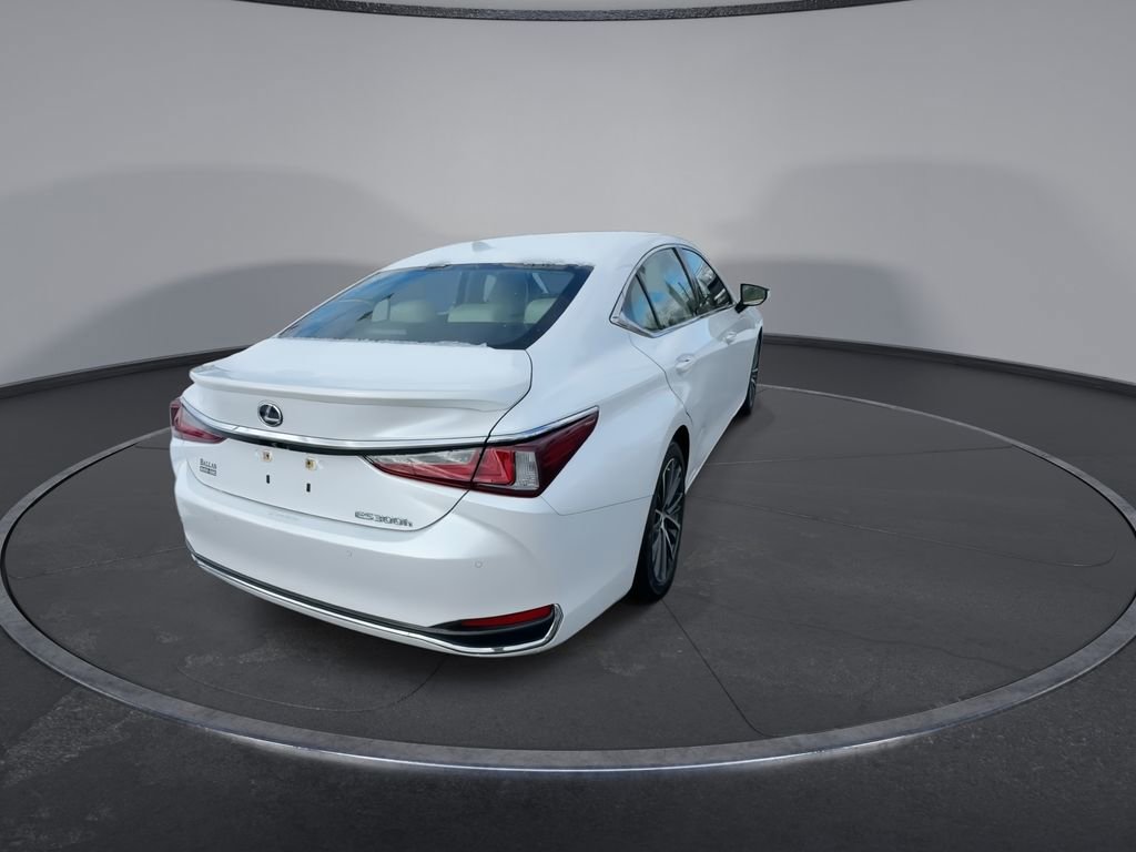 Used 2022 Lexus ES 300h w/ Premium Package image 8