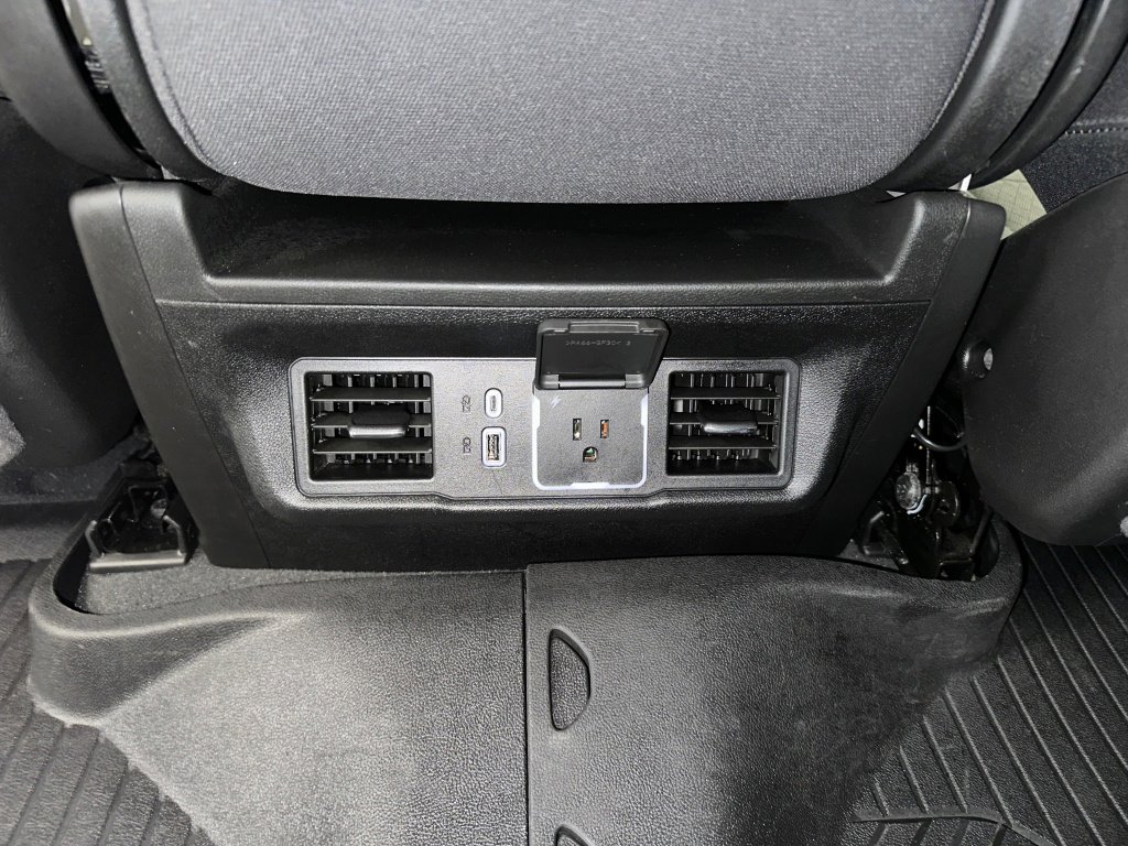 Certified 2024 Chevrolet Silverado 1500 LT image 22