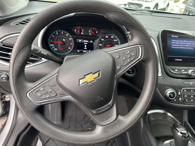 Used 2019 Chevrolet Malibu LT image 17