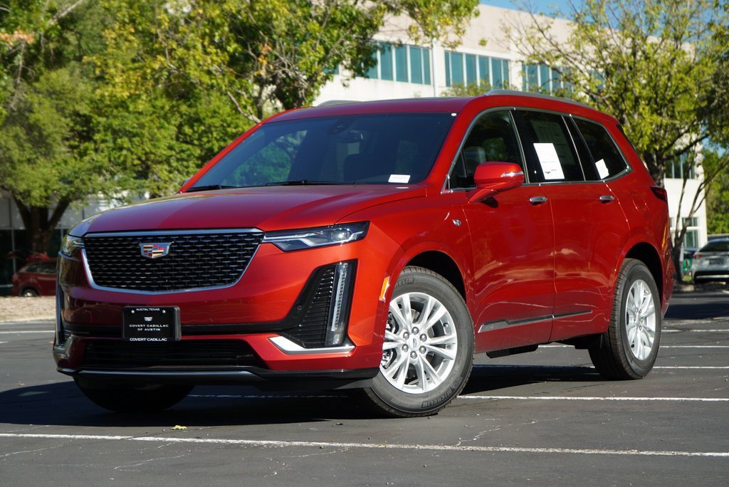 New 2025 Cadillac XT6 Luxury