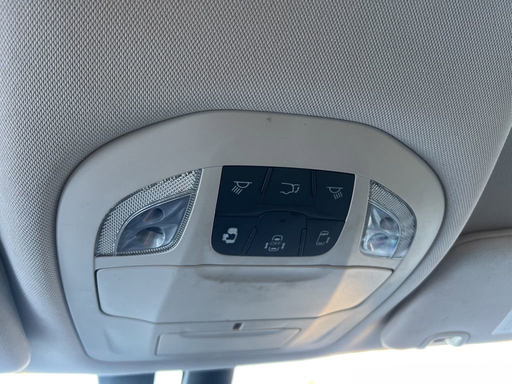 Used 2017 Chrysler Pacifica Touring-L Plus w/ Advanced Safetytec Group image 16