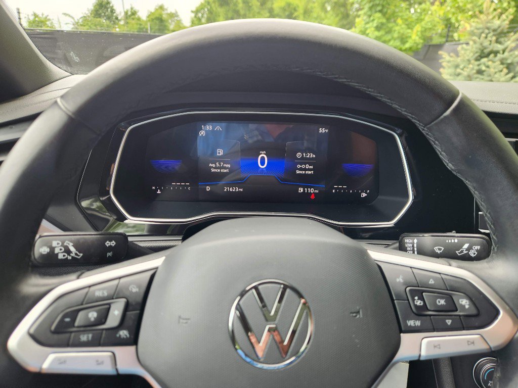 Certified 2024 Volkswagen Jetta Sport image 34