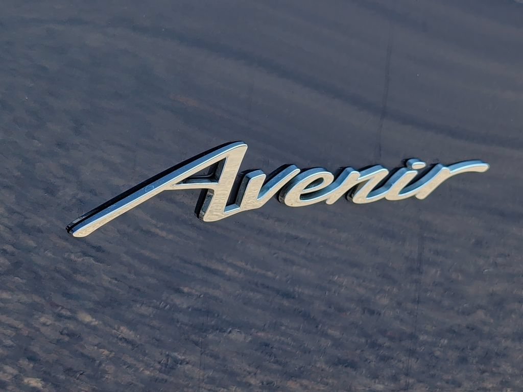 Used 2023 Buick Envision Avenir AWD/4WD image 42