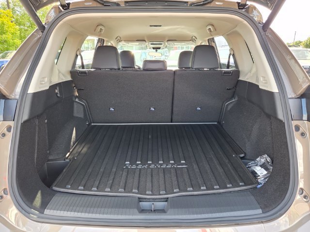 New 2027 Nissan Rogue SV AWD/4WD image 13