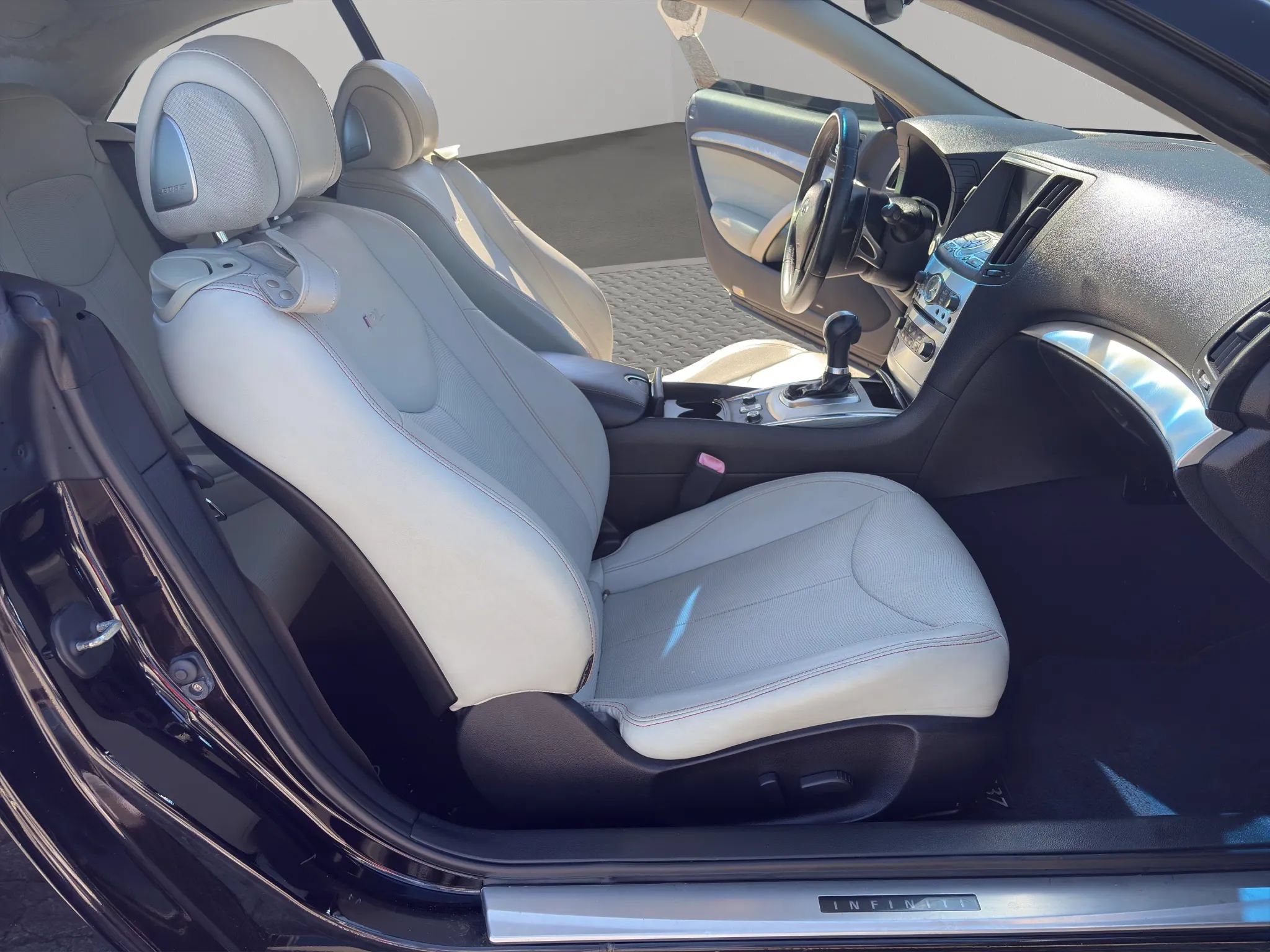 Used 2013 INFINITI G37 IPL RWD image 21