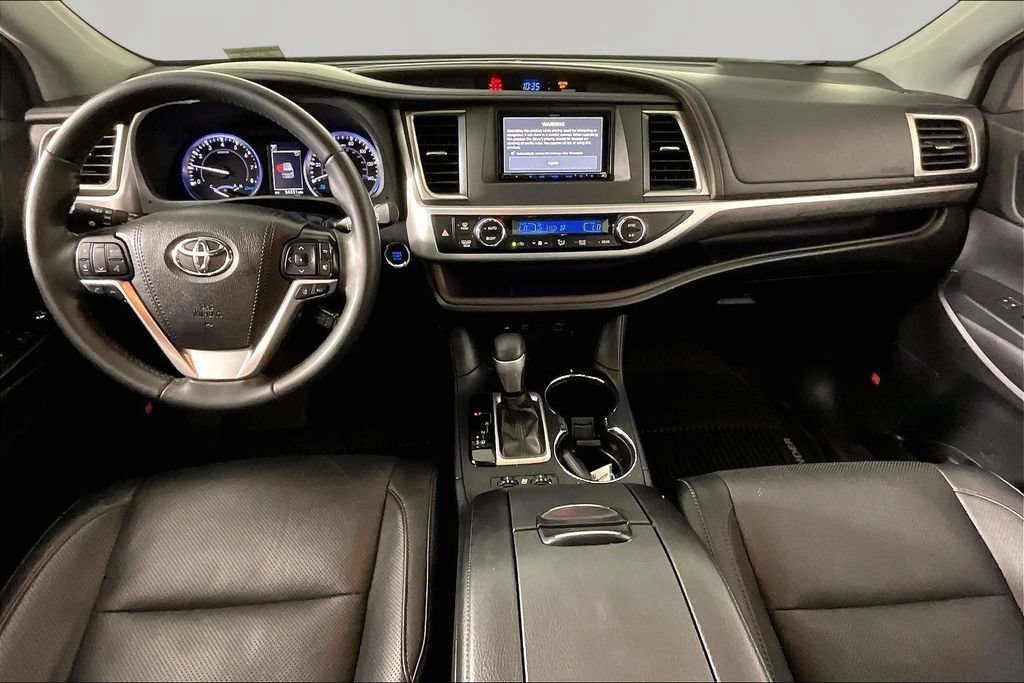 Used 2019 Toyota Highlander Limited FWD image 7