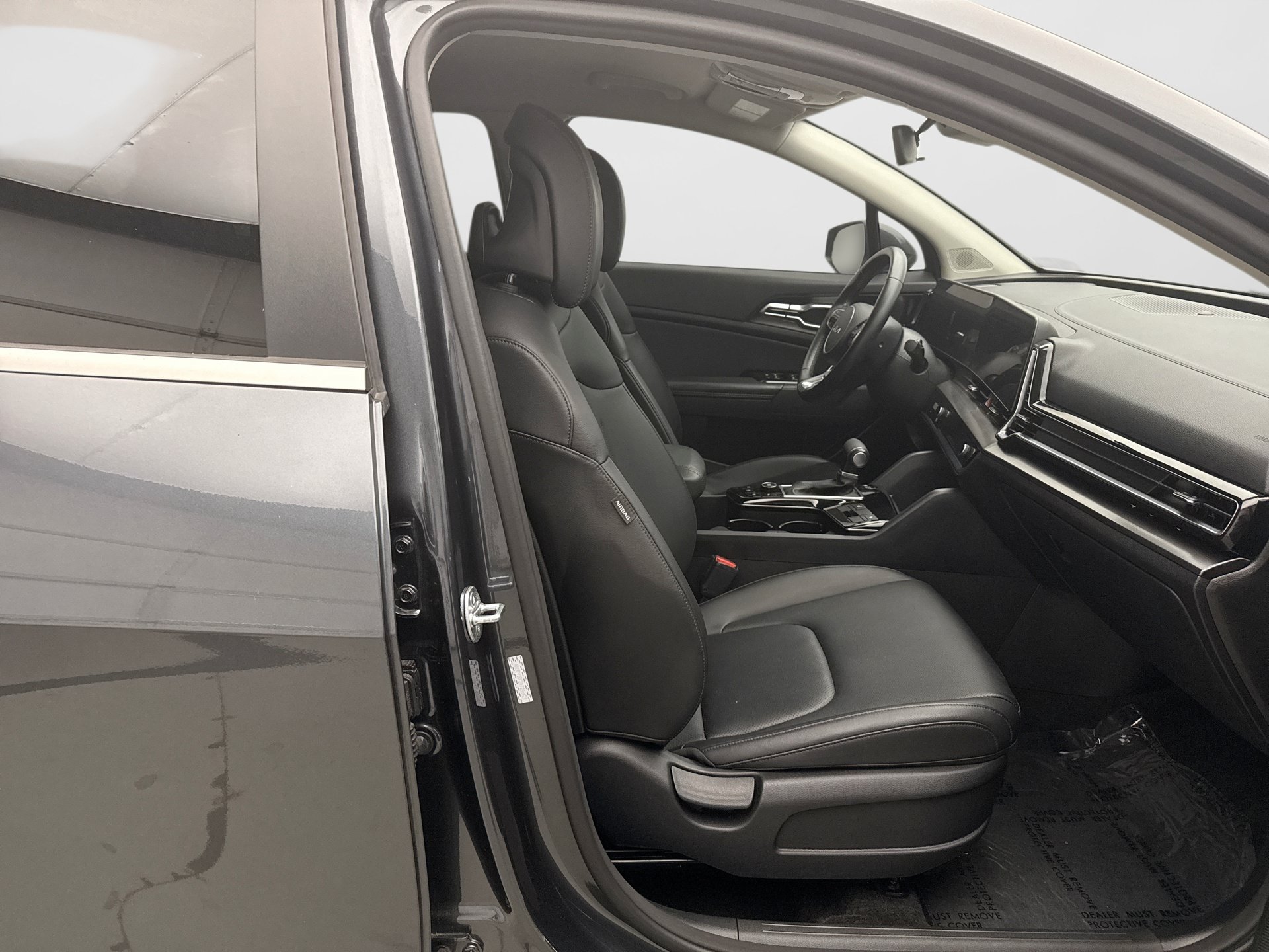 Used 2024 Kia Sportage EX FWD image 18